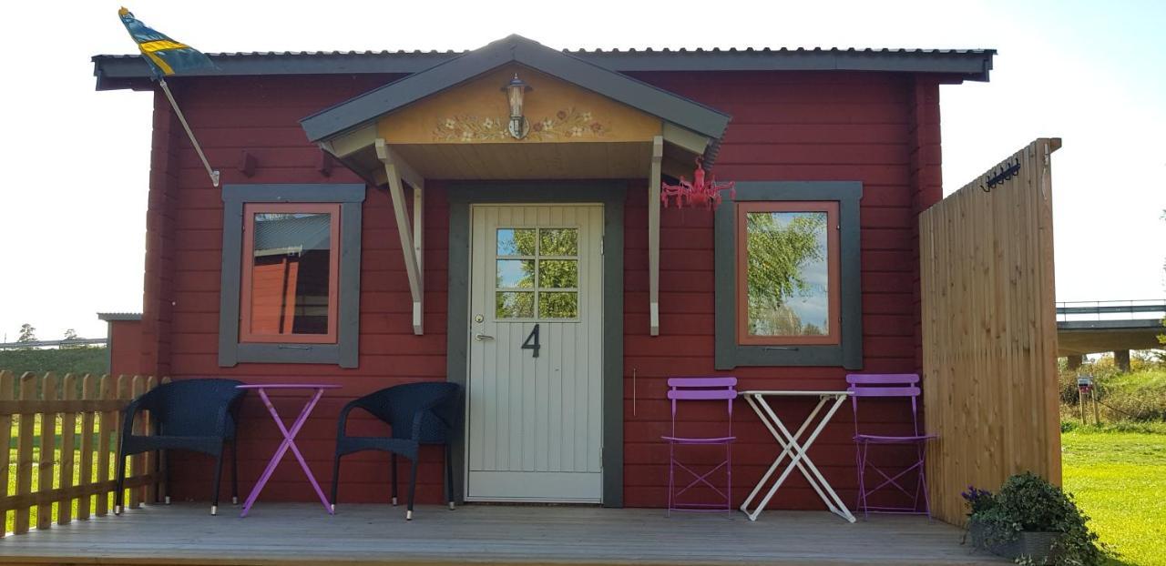 Bed And Breakfast Fyra Haestar Rättvik Exterior foto
